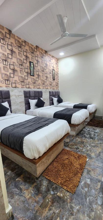 Hotel Sunrise Vadodara Exterior photo